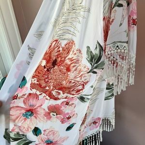 Birdy Grey White Floral Tassel Robe